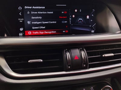 2024 Alfa Romeo Stelvio Premium Veloce AWD w/Sunroof/Activ Asst