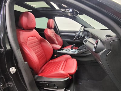 2024 Alfa Romeo Stelvio Premium Veloce AWD w/Sunroof/Activ Asst