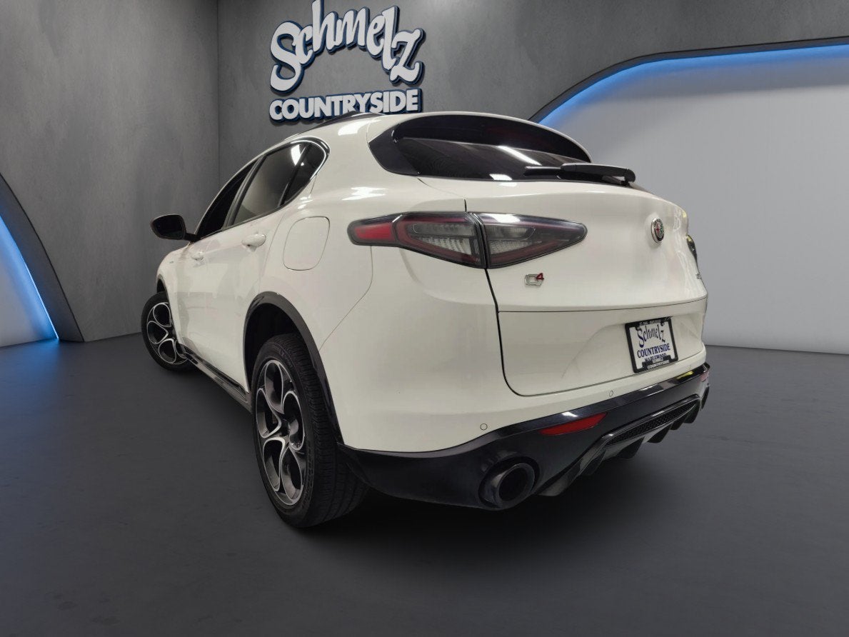 2024 Alfa Romeo Stelvio Veloce AWD Premium w/Sunroof/Nav
