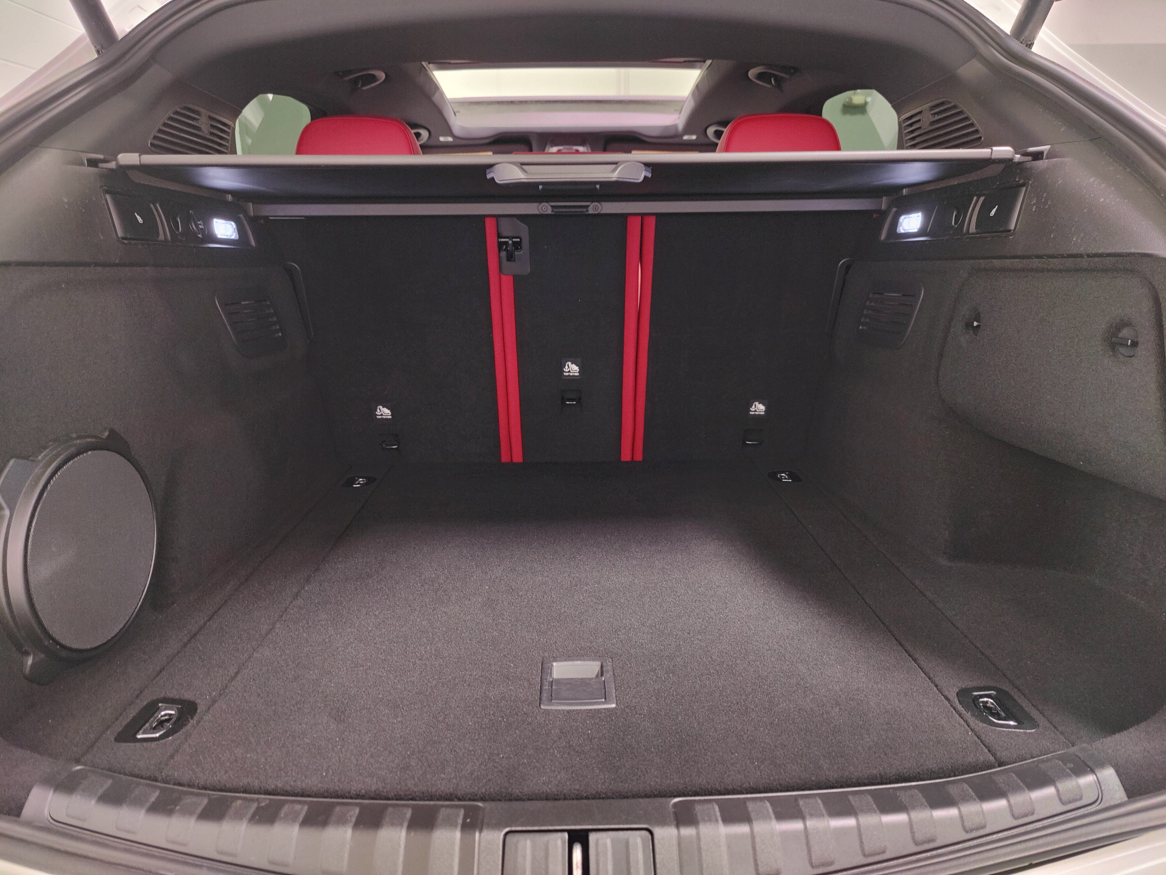 2024 Alfa Romeo Stelvio Veloce AWD Premium w/Sunroof/Nav