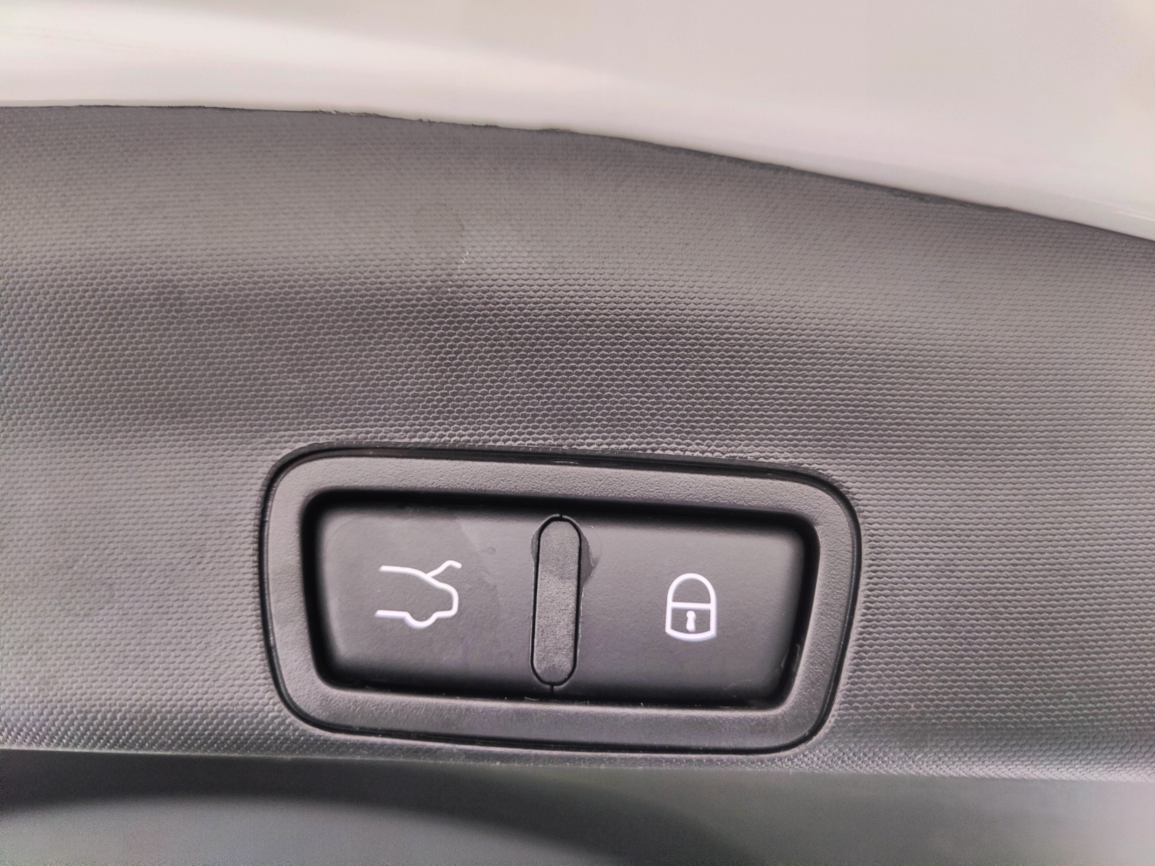 2024 Alfa Romeo Stelvio Veloce AWD Premium w/Sunroof/Nav