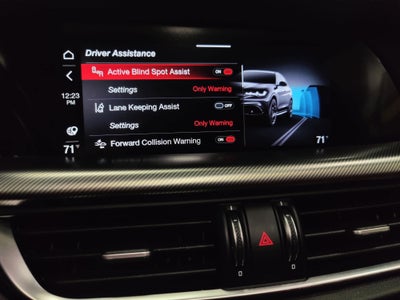 2024 Alfa Romeo Stelvio Veloce AWD Premium w/Sunroof/Nav