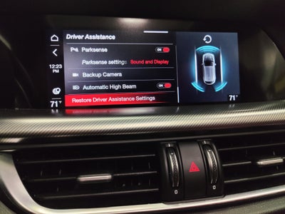 2024 Alfa Romeo Stelvio Veloce AWD Premium w/Sunroof/Nav