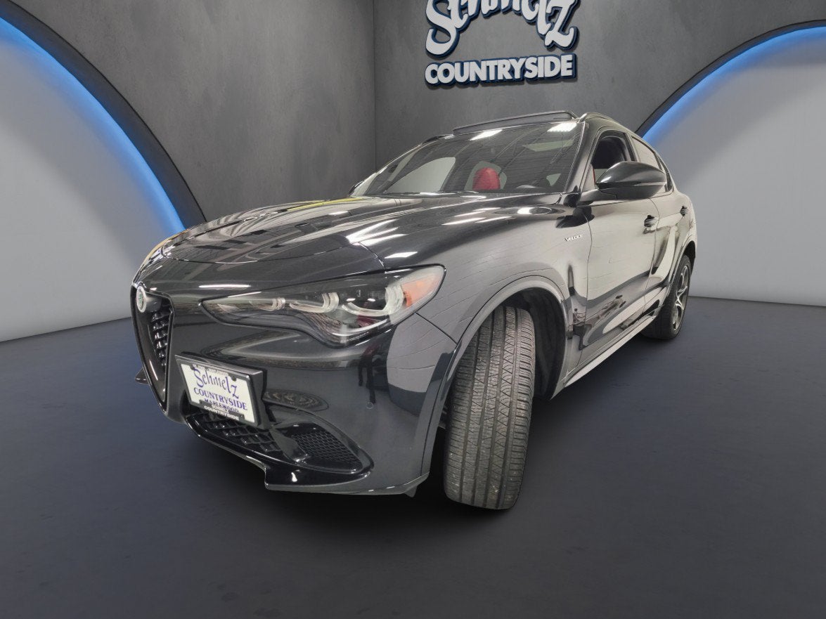 2024 Alfa Romeo Stelvio Veloce AWD Premium w/Sunroof/Nav