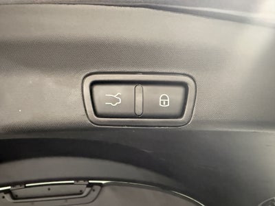 2023 Alfa Romeo Stelvio Ti AWD w/Sunroof & Nav