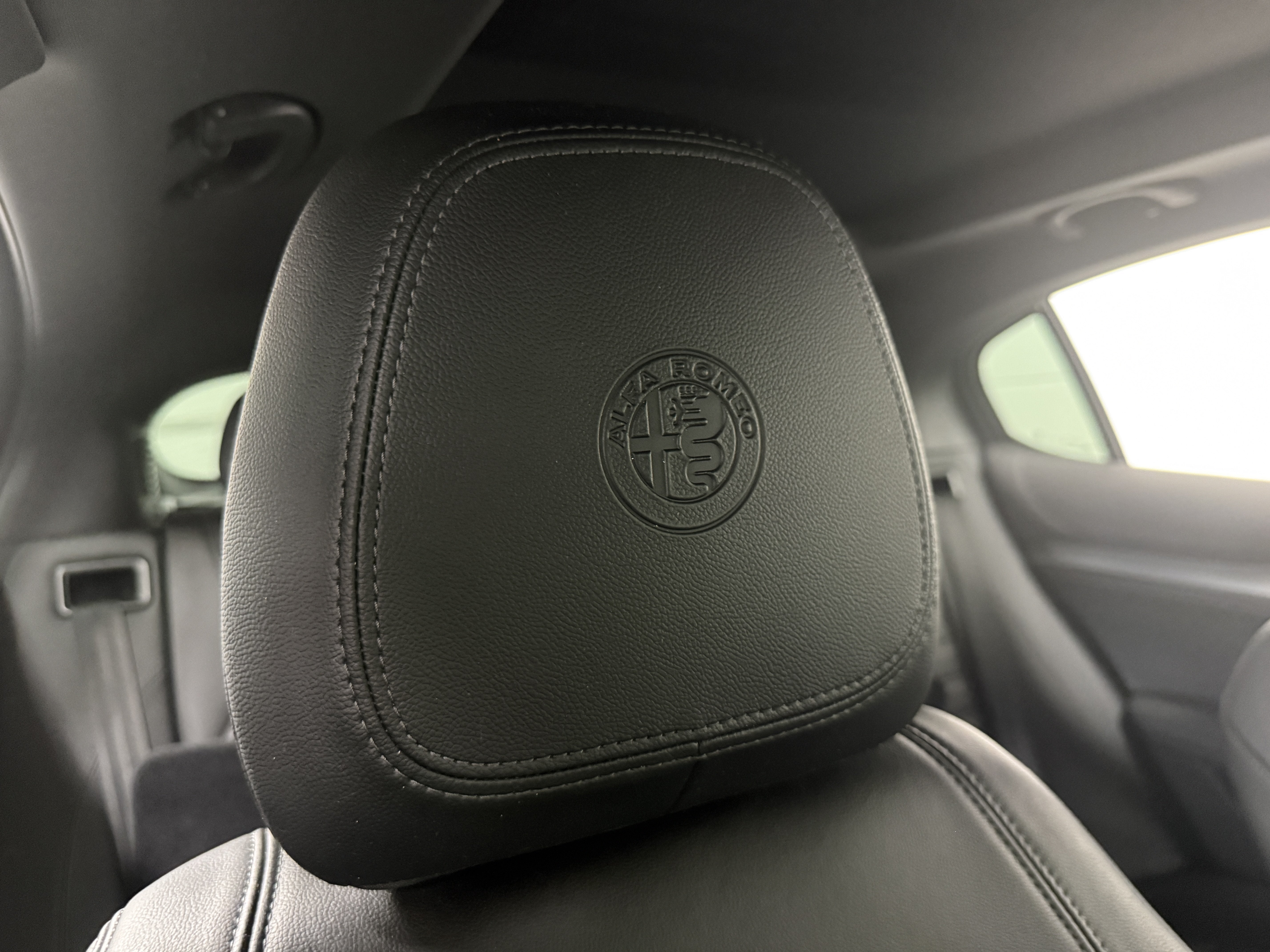2023 Alfa Romeo Stelvio Veloce
