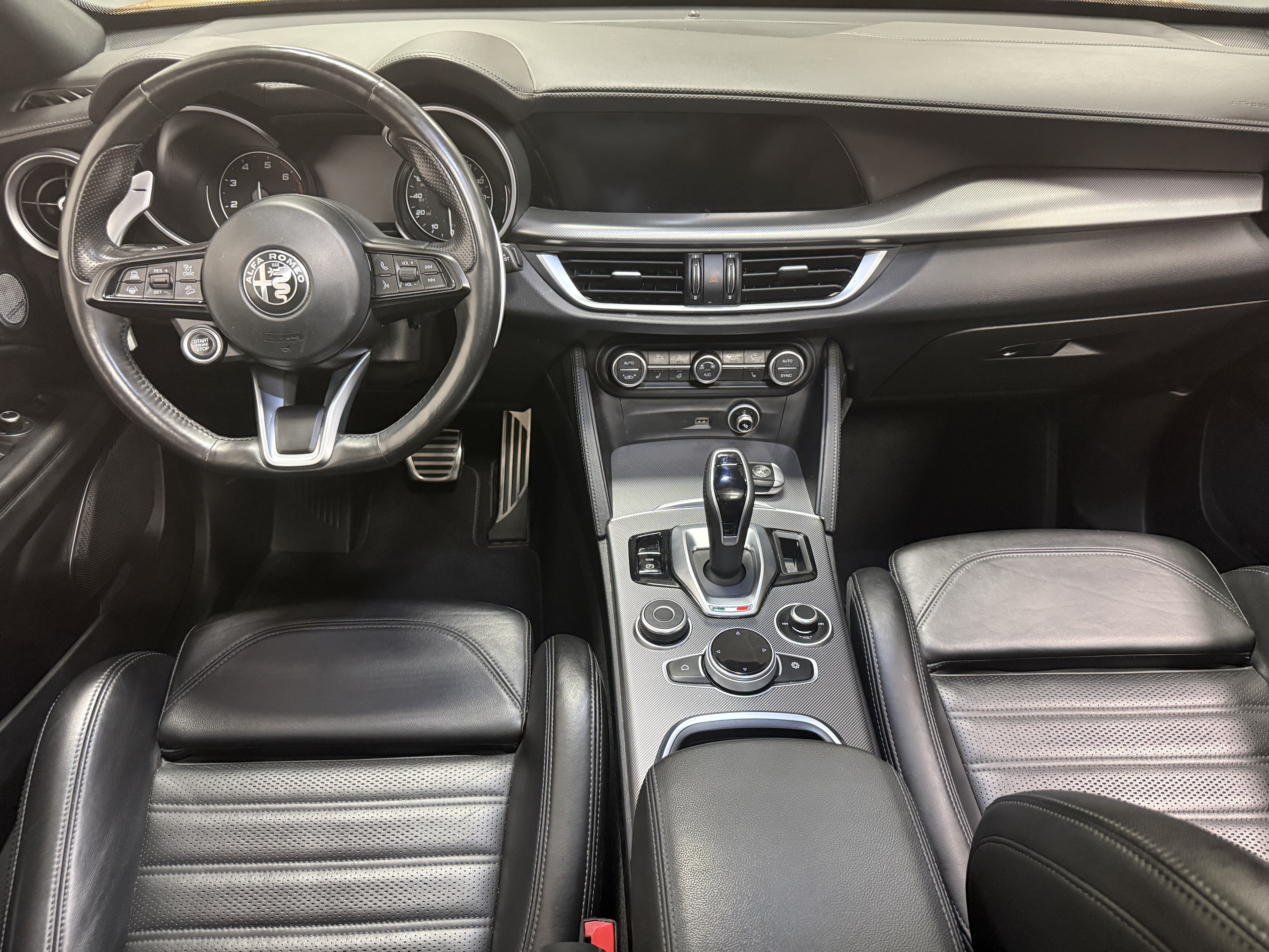 2023 Alfa Romeo Stelvio Veloce