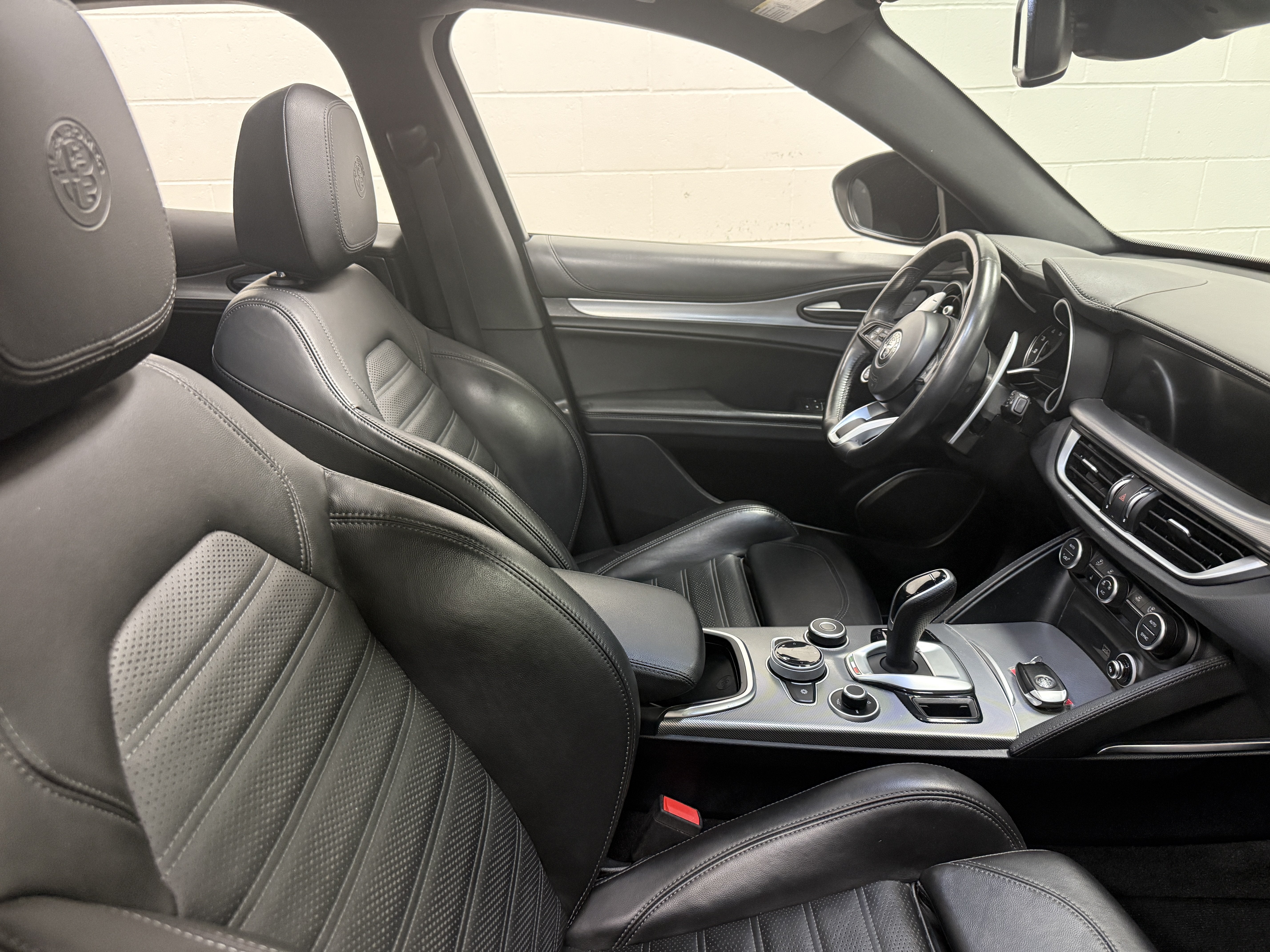 2023 Alfa Romeo Stelvio Veloce