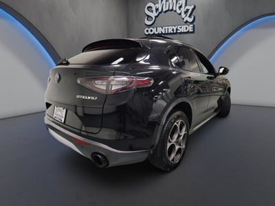2024 Alfa Romeo Stelvio Ti AWD w/Sunroof & Nav