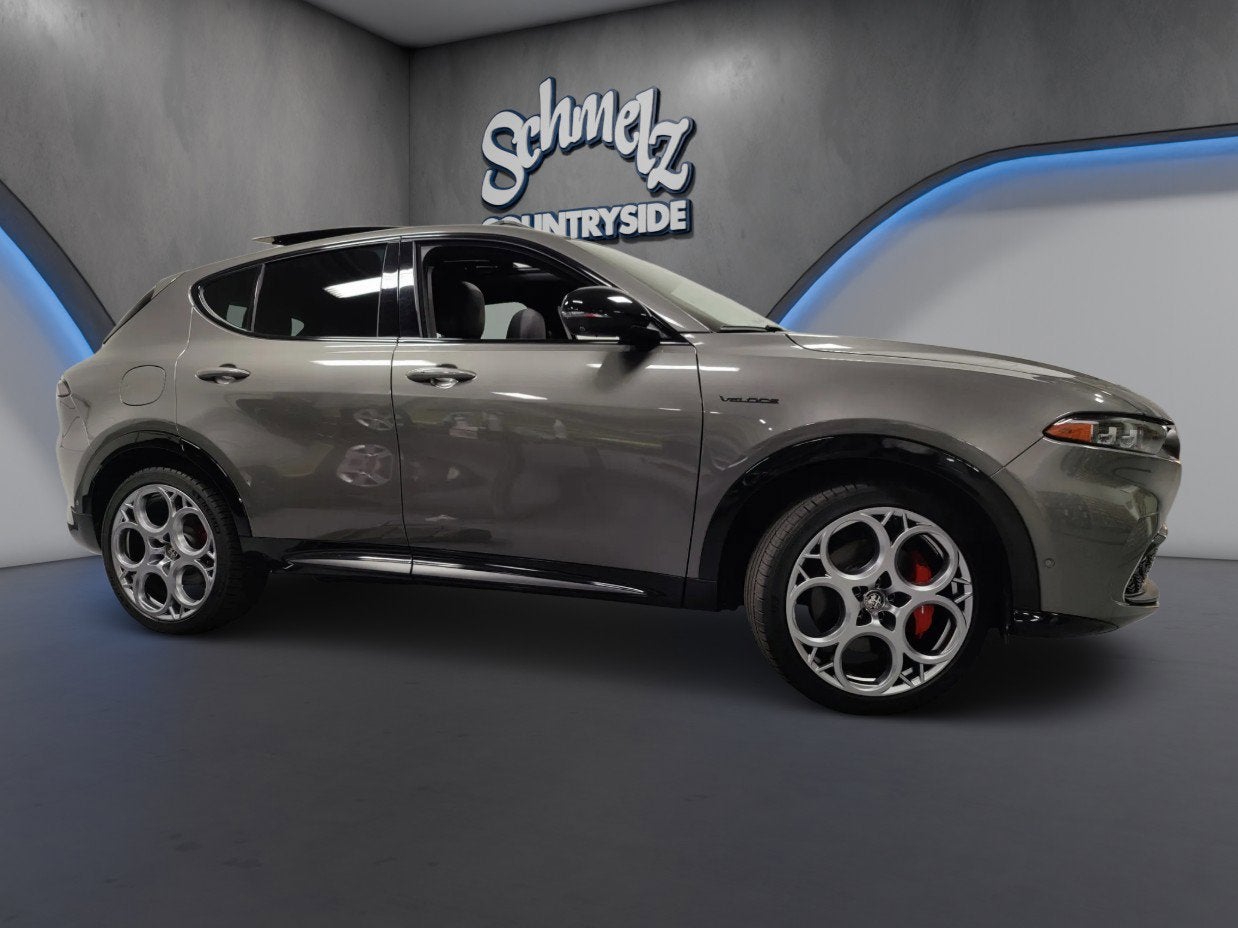 2025 Alfa Romeo Tonale Veloce Premium EAWD w/Sunroof & Activ