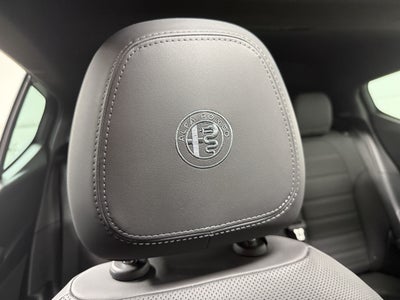 2024 Alfa Romeo Tonale Ti Premium eAWD w/Sunroof