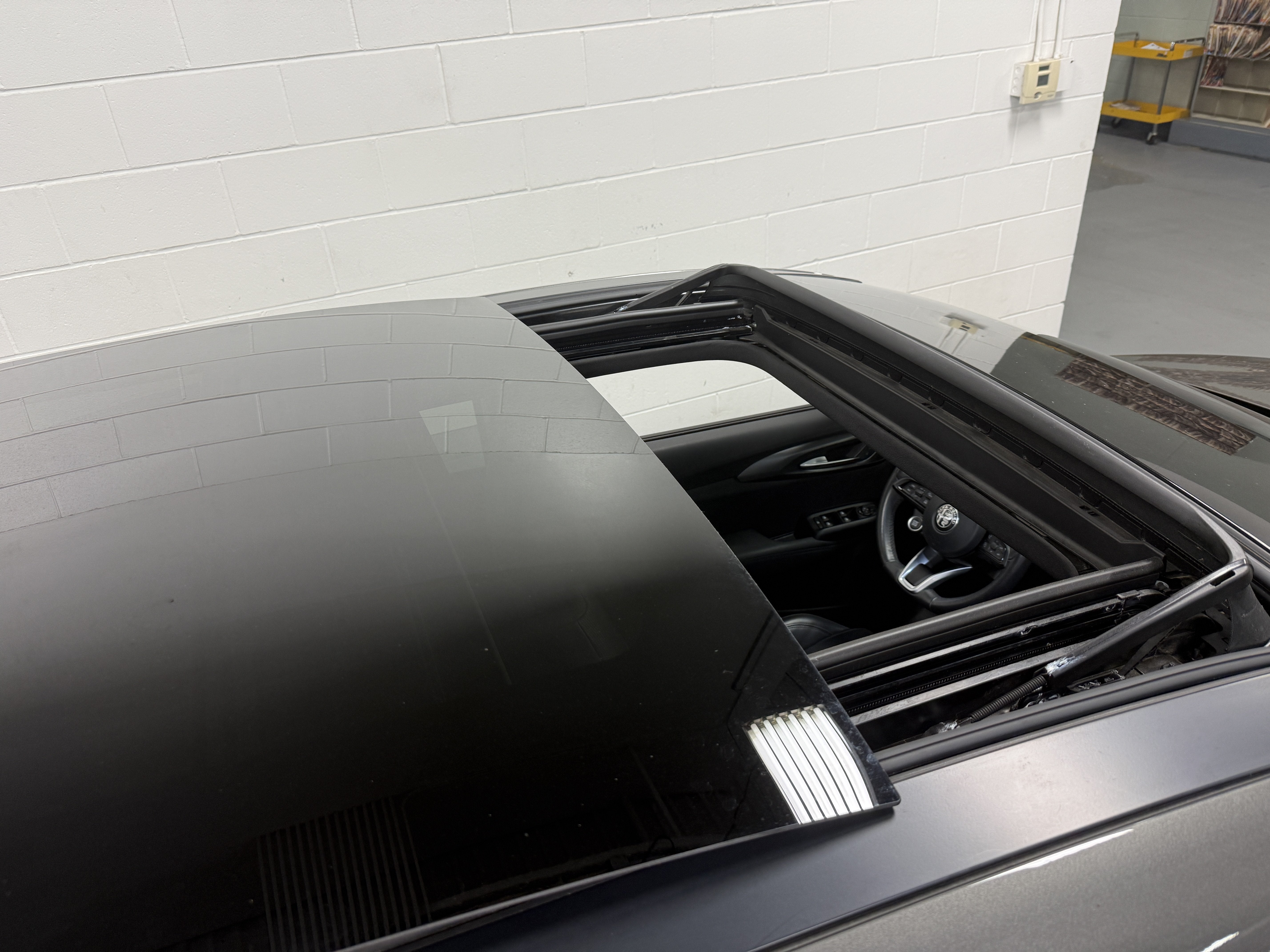 2024 Alfa Romeo Tonale Ti Premium eAWD w/Sunroof