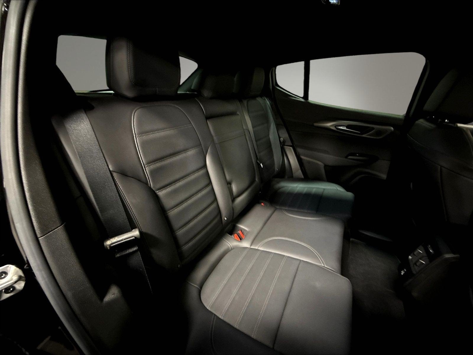 2024 Alfa Romeo Tonale Ti Premium AWD w/Sunroof