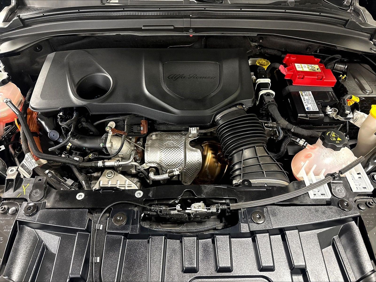 2024 Alfa Romeo Tonale Ti Premium AWD w/Sunroof