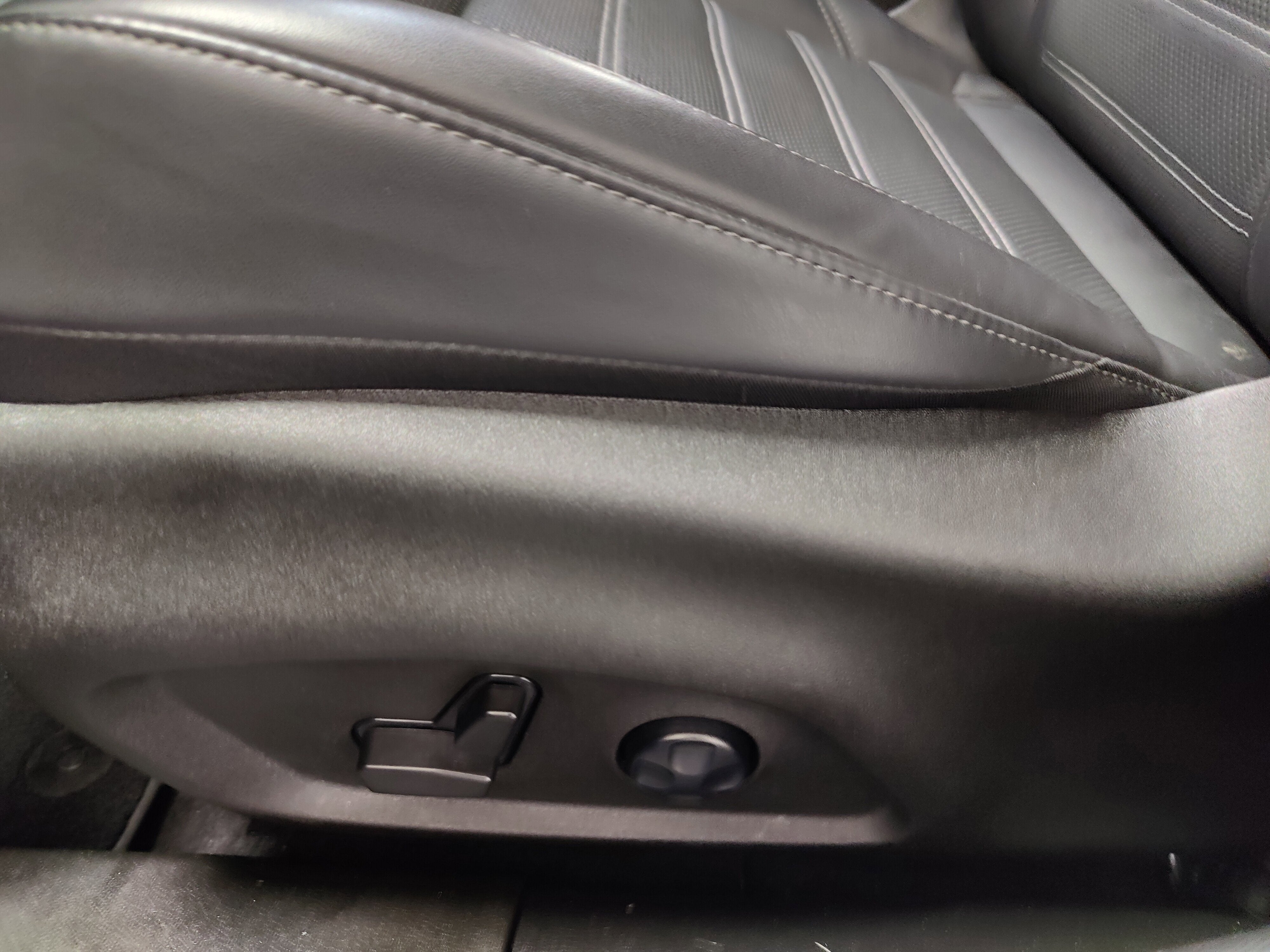 2024 Alfa Romeo Tonale Premium Ti AWD w/Sunroof