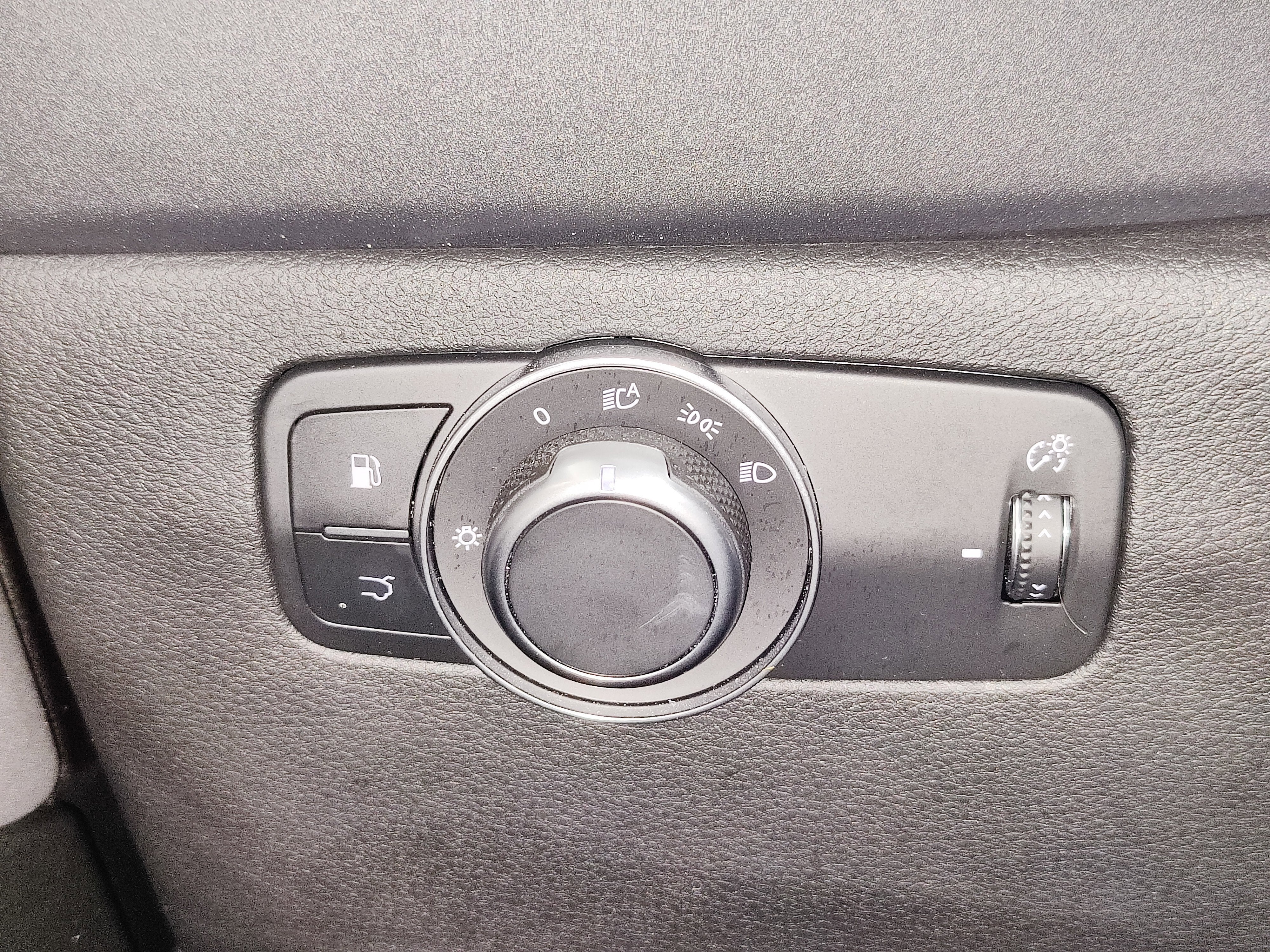 2024 Alfa Romeo Tonale Premium Ti AWD w/Sunroof