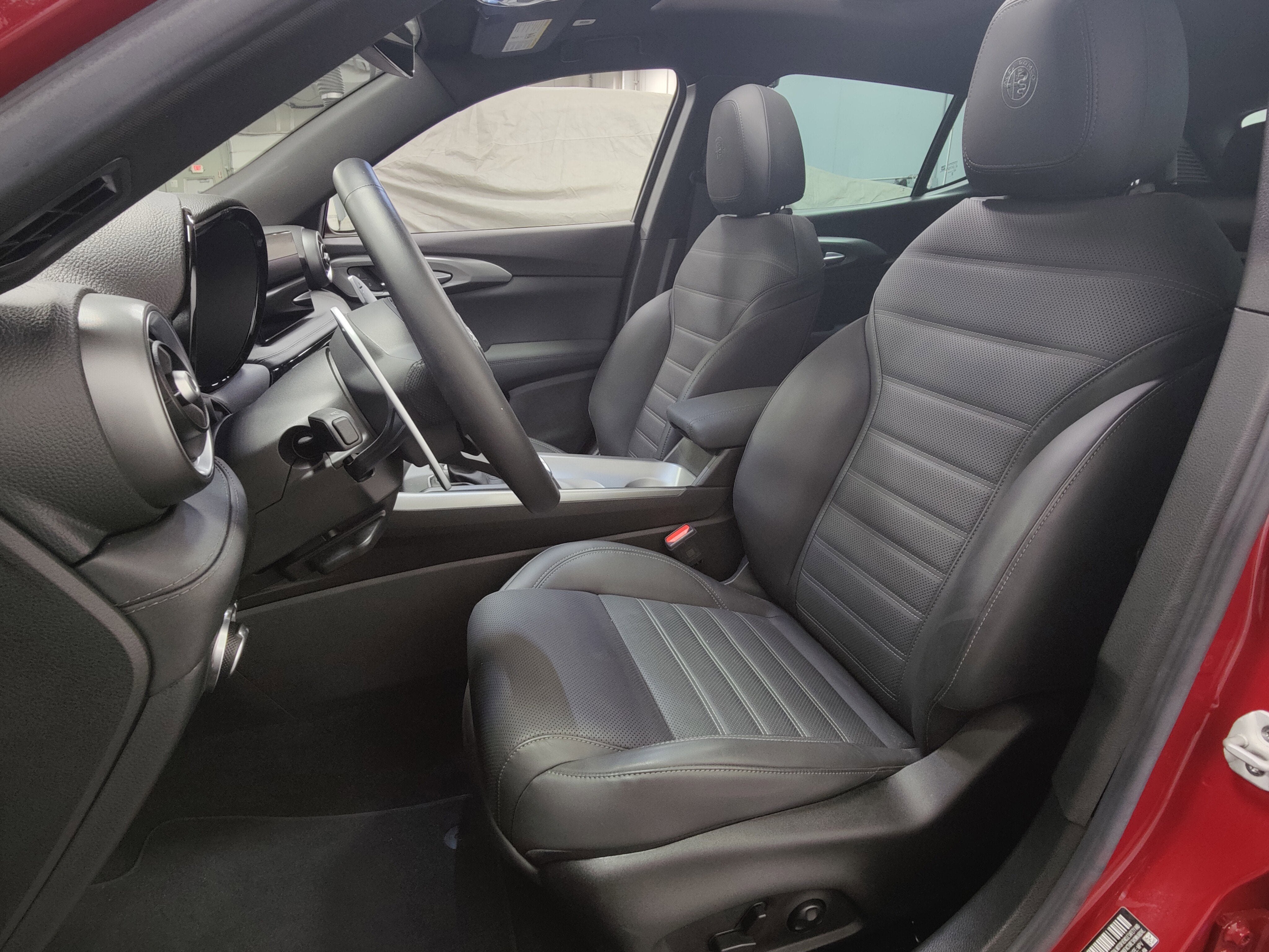 2024 Alfa Romeo Tonale Veloce Premium AWD w/Sunroof/Activ