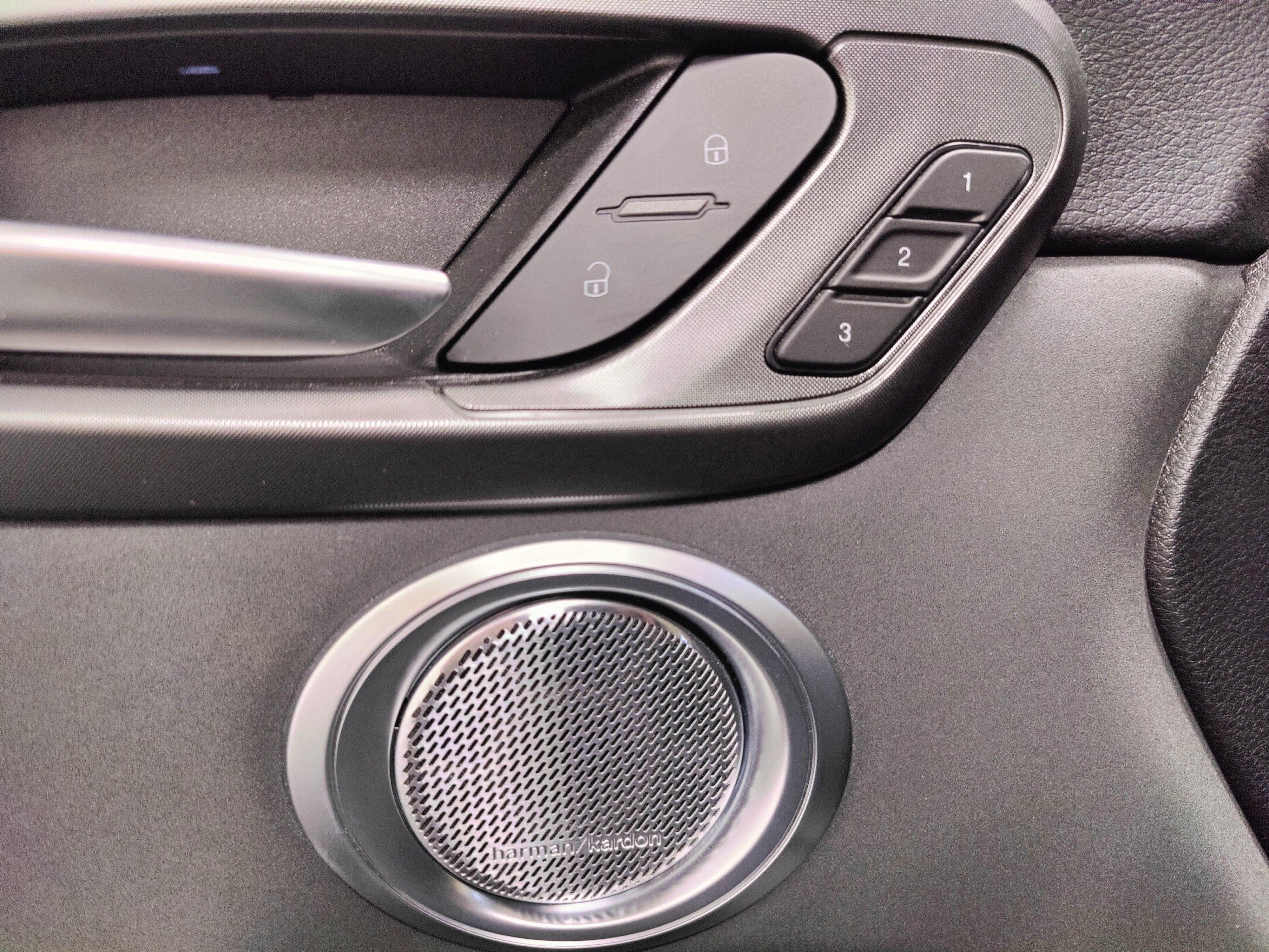 2024 Alfa Romeo Tonale Veloce AWD w/Sunroof/Activ Asst