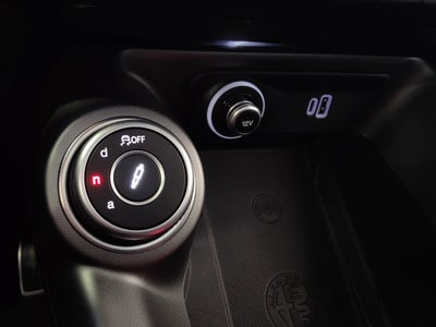 2024 Alfa Romeo Tonale Veloce Premium eAWD w/Sunroof