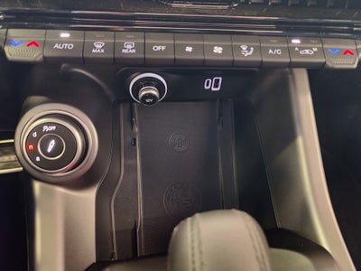 2024 Alfa Romeo Tonale Veloce Premium eAWD w/Sunroof