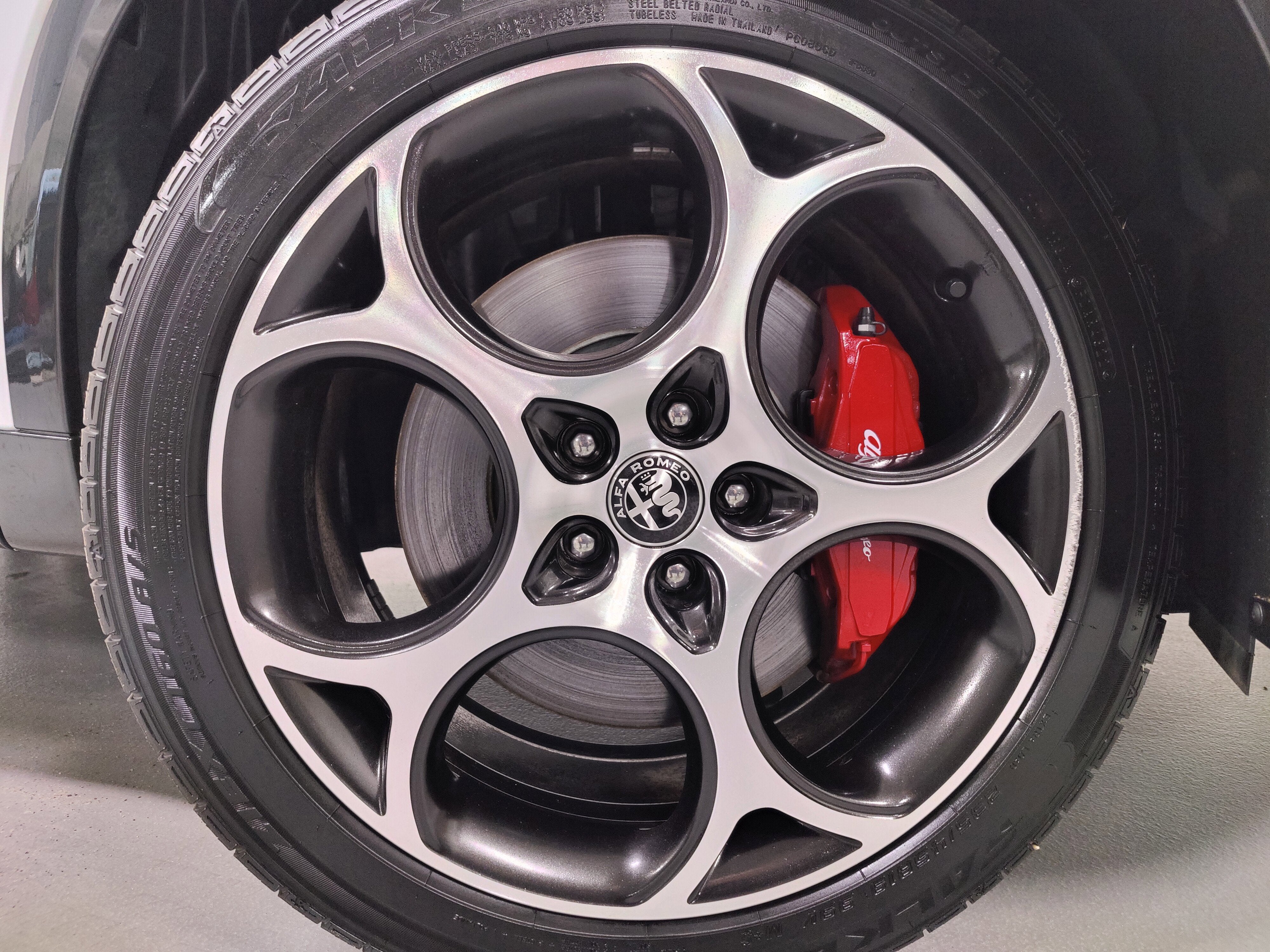 2024 Alfa Romeo Tonale Veloce Premium eAWD w/Sunroof