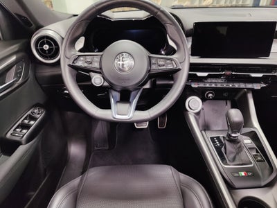 2024 Alfa Romeo Tonale Veloce Premium eAWD w/Sunroof