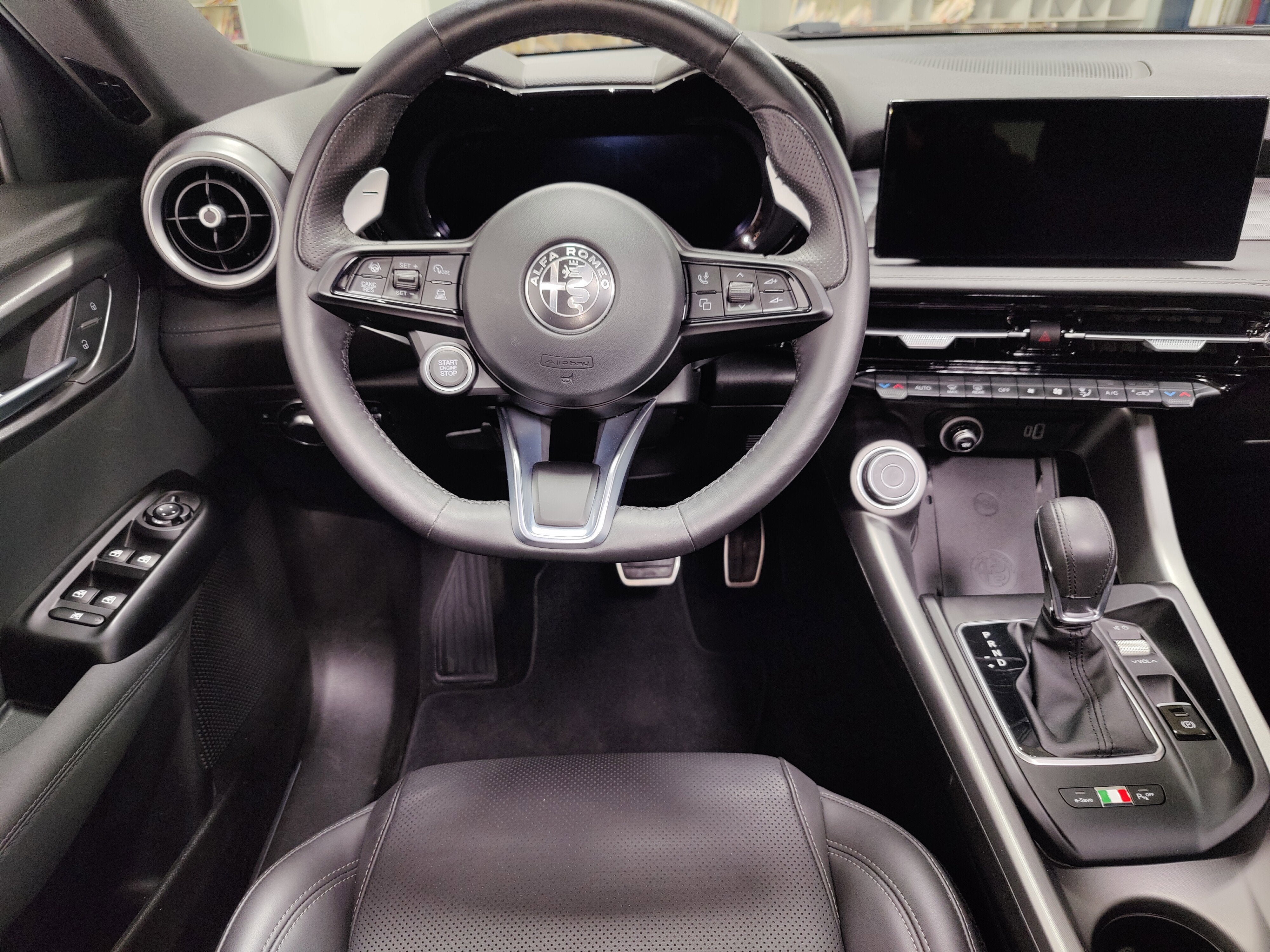 2024 Alfa Romeo Tonale Veloce Premium eAWD w/Sunroof