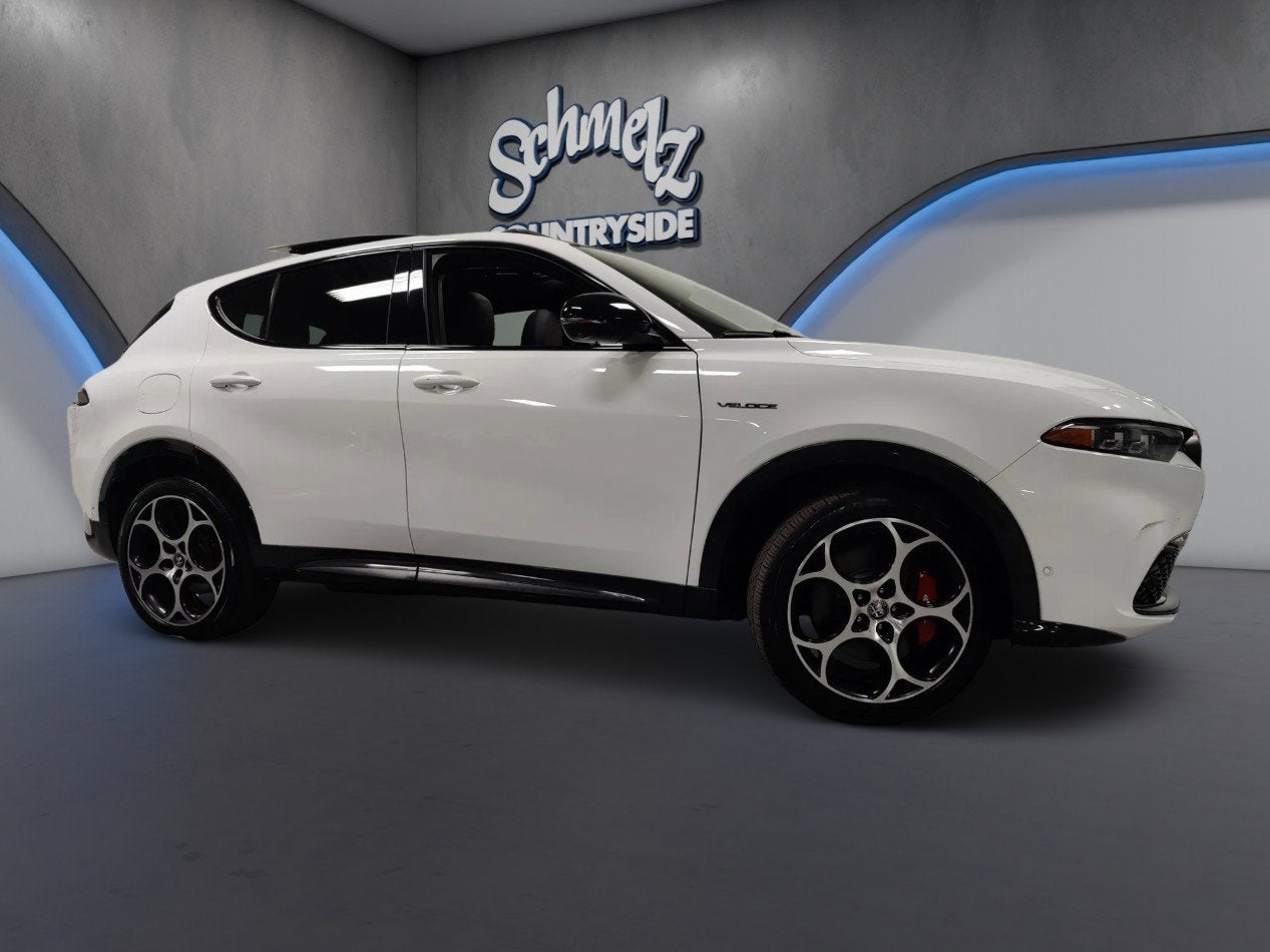 2024 Alfa Romeo Tonale Veloce Premium eAWD w/Sunroof