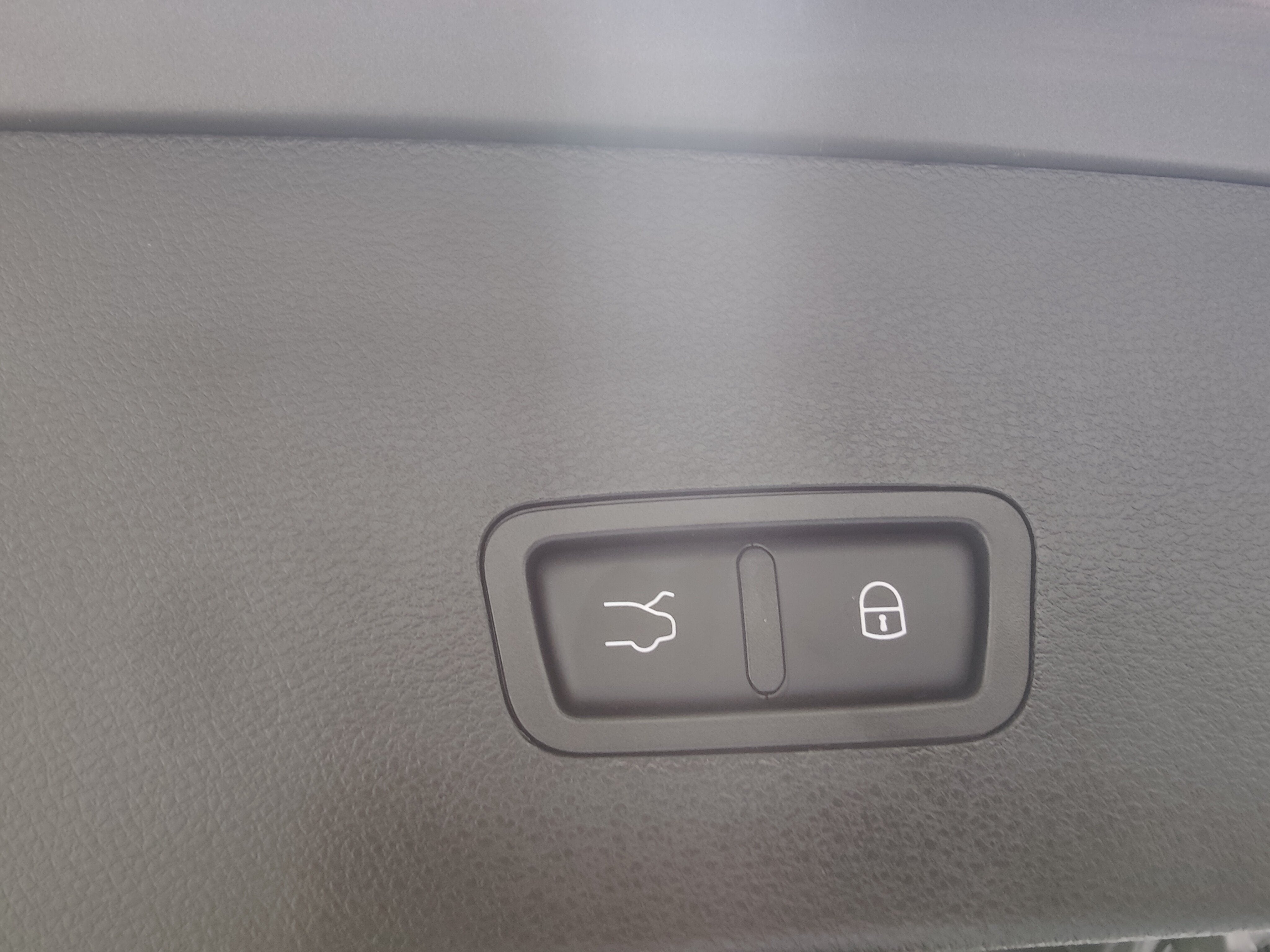 2024 Alfa Romeo Tonale Veloce eAWD w/Sunroof & Activ Asst