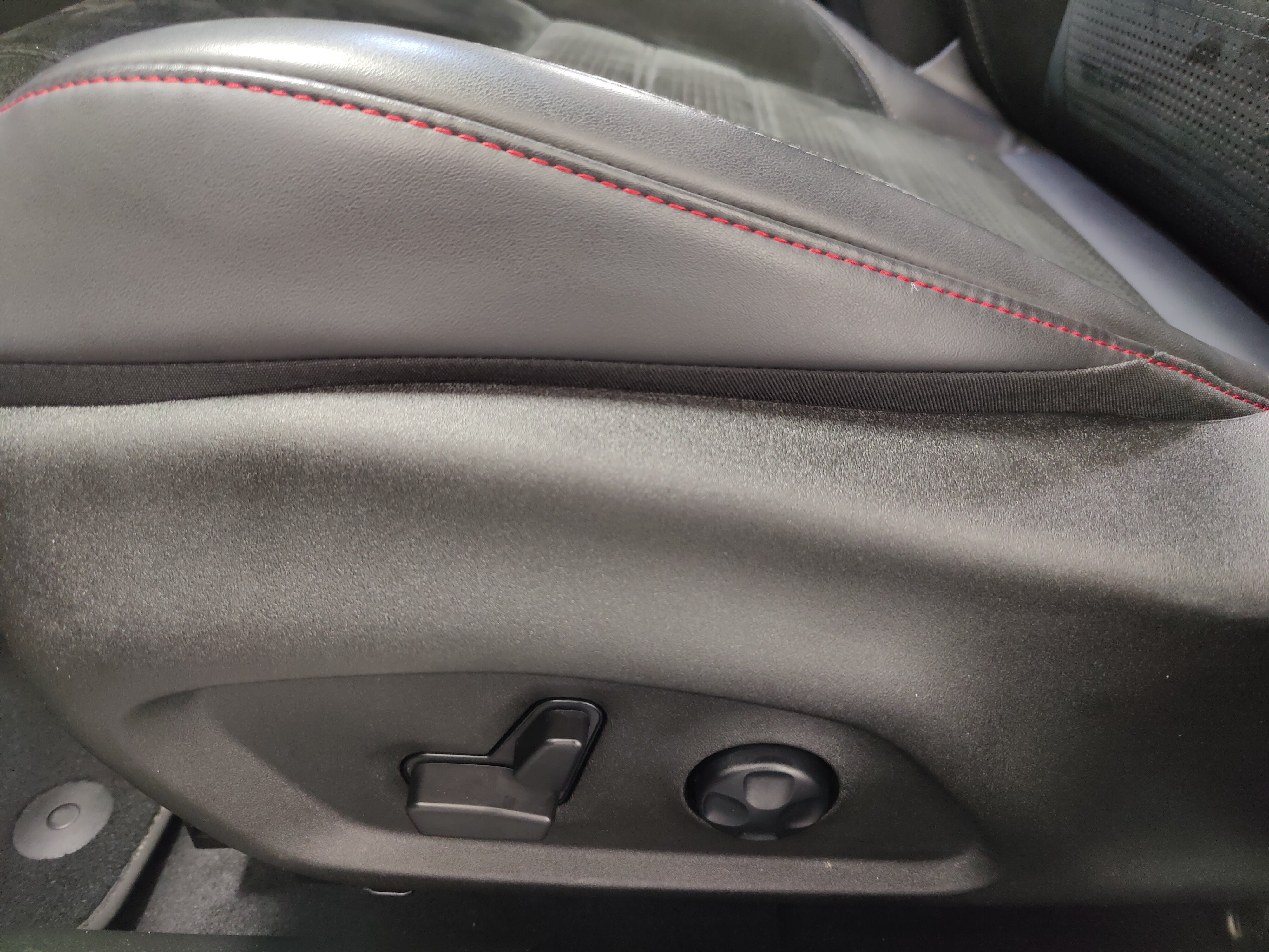 2024 Alfa Romeo Tonale Veloce eAWD w/Sunroof & Activ Asst