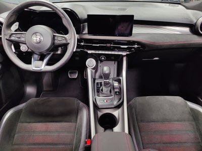 2024 Alfa Romeo Tonale Veloce eAWD w/Sunroof & Activ Asst