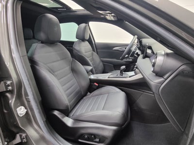 2024 Alfa Romeo Tonale Veloce Premium AWD w/Sunroof