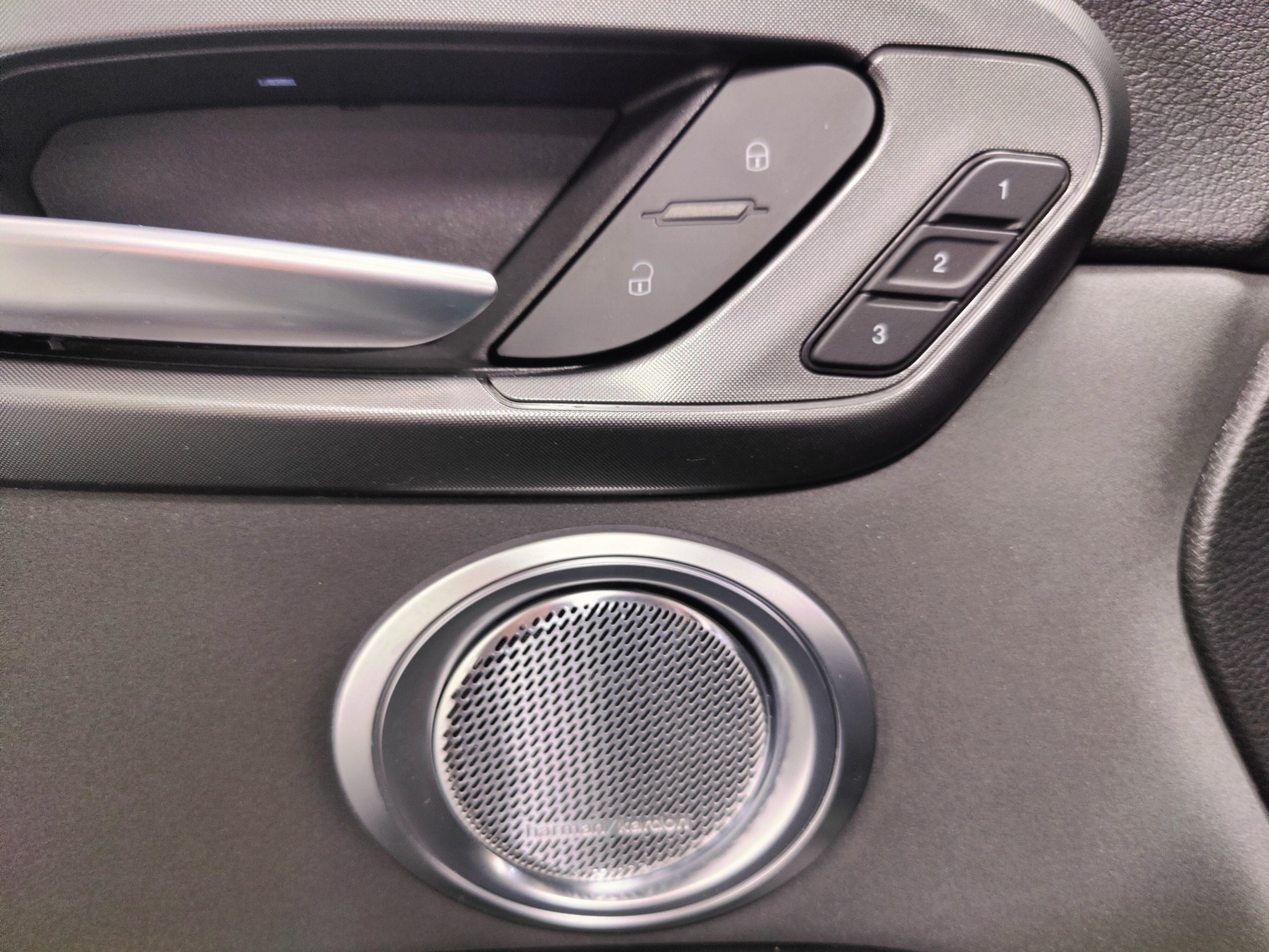 2024 Alfa Romeo Tonale Veloce Premium AWD w/Sunroof