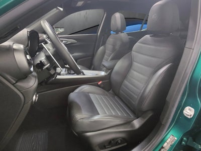 2024 Alfa Romeo Tonale Veloce Premium AWD w/Sunroof
