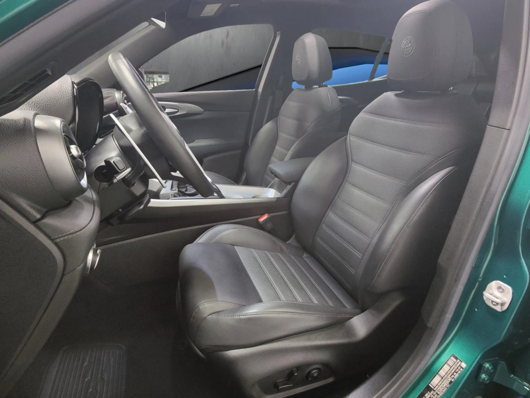 2024 Alfa Romeo Tonale Veloce Premium AWD w/Sunroof