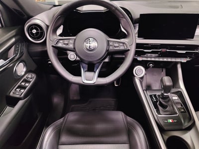 2024 Alfa Romeo Tonale Veloce Premium AWD w/Sunroof