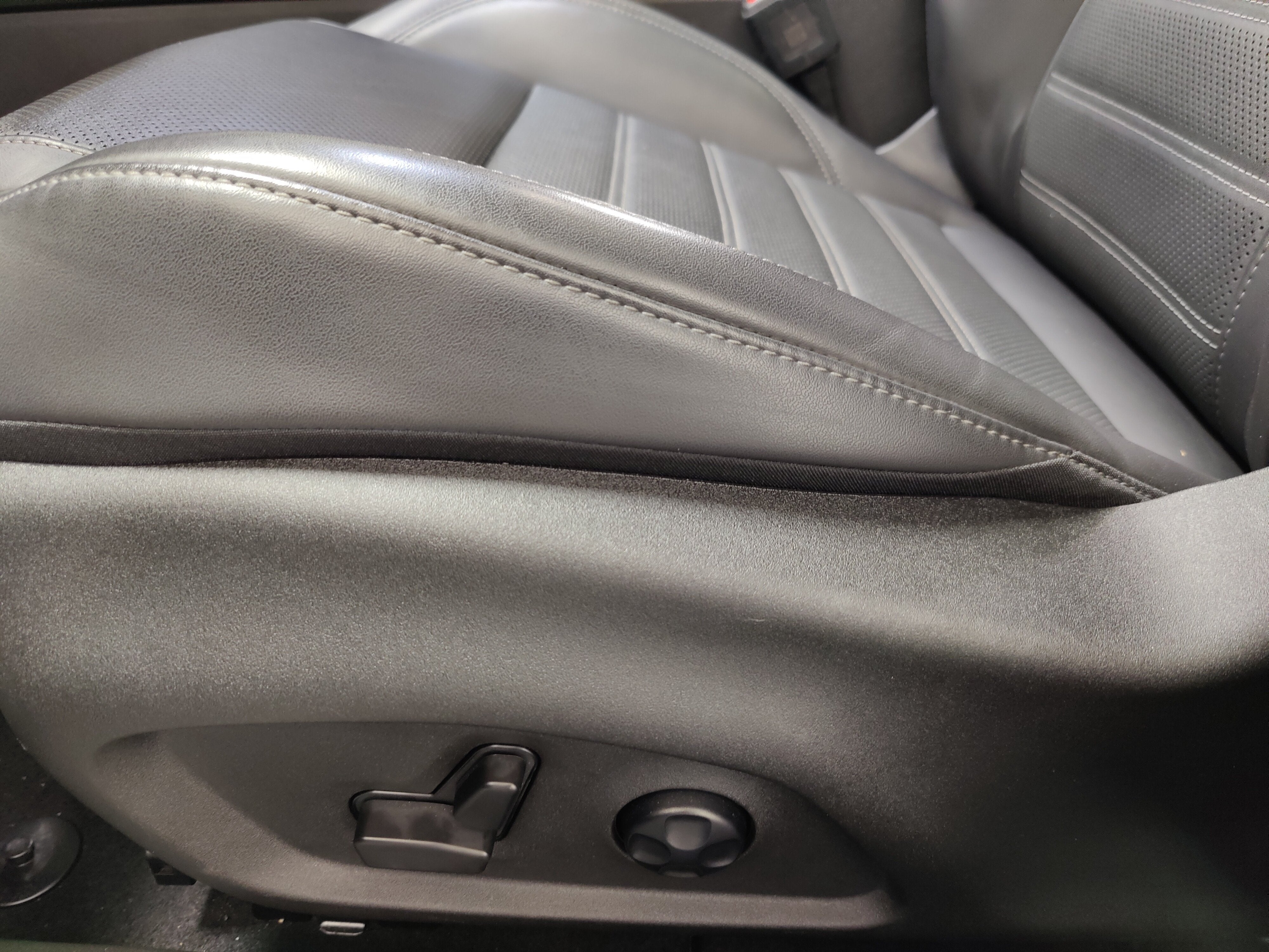 2024 Alfa Romeo Tonale Veloce Premium eAWD w/Sunroof