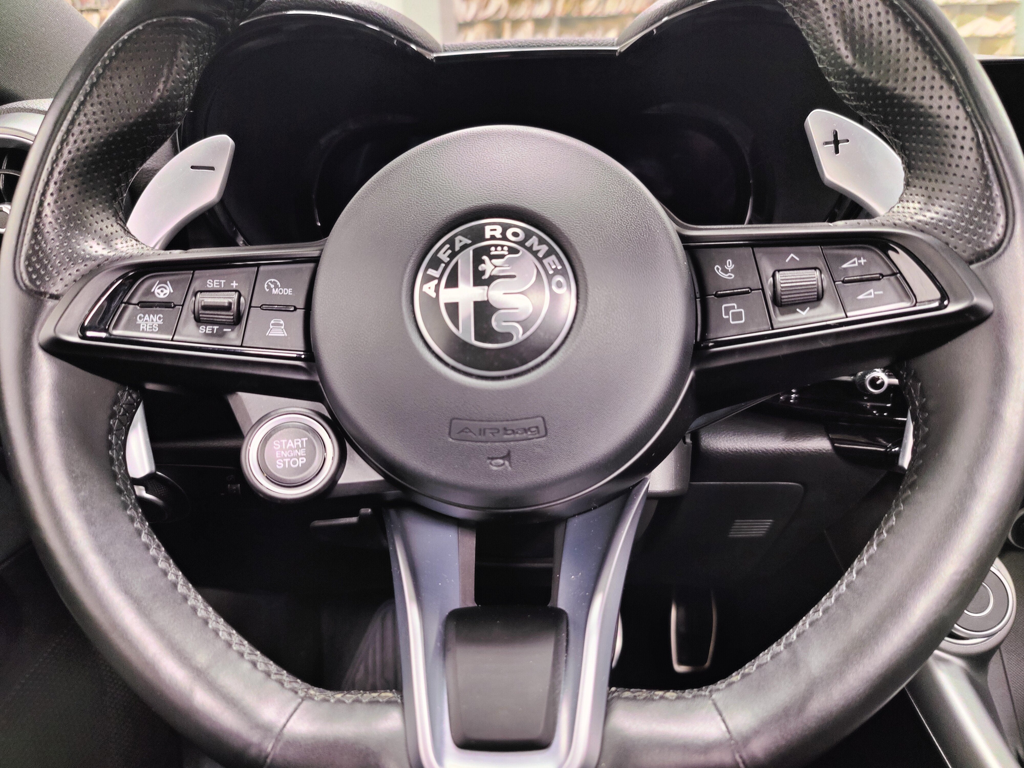 2024 Alfa Romeo Tonale Veloce Premium AWD w/Sunroof