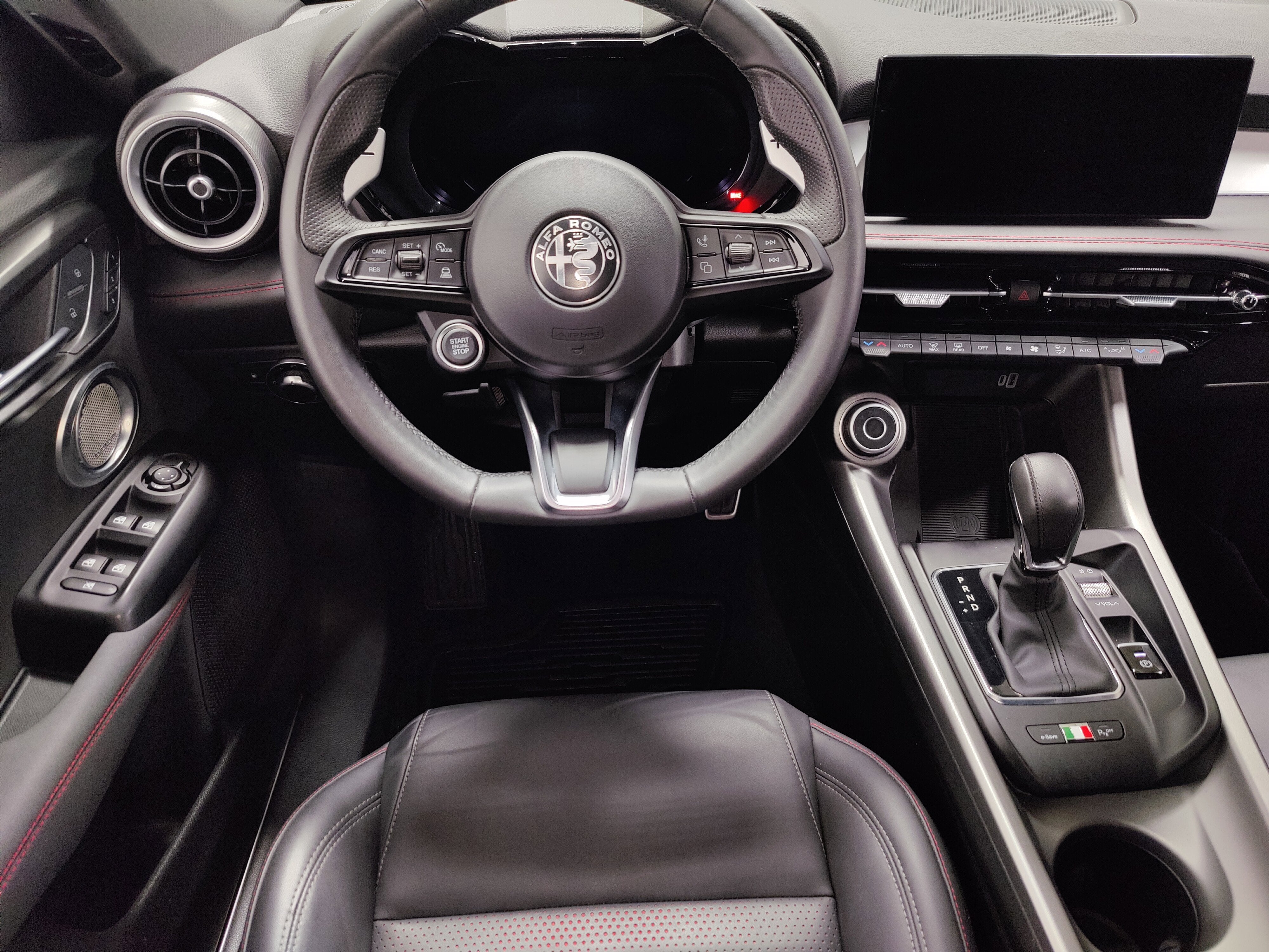 2025 Alfa Romeo Tonale Tributo Italiano eAWD