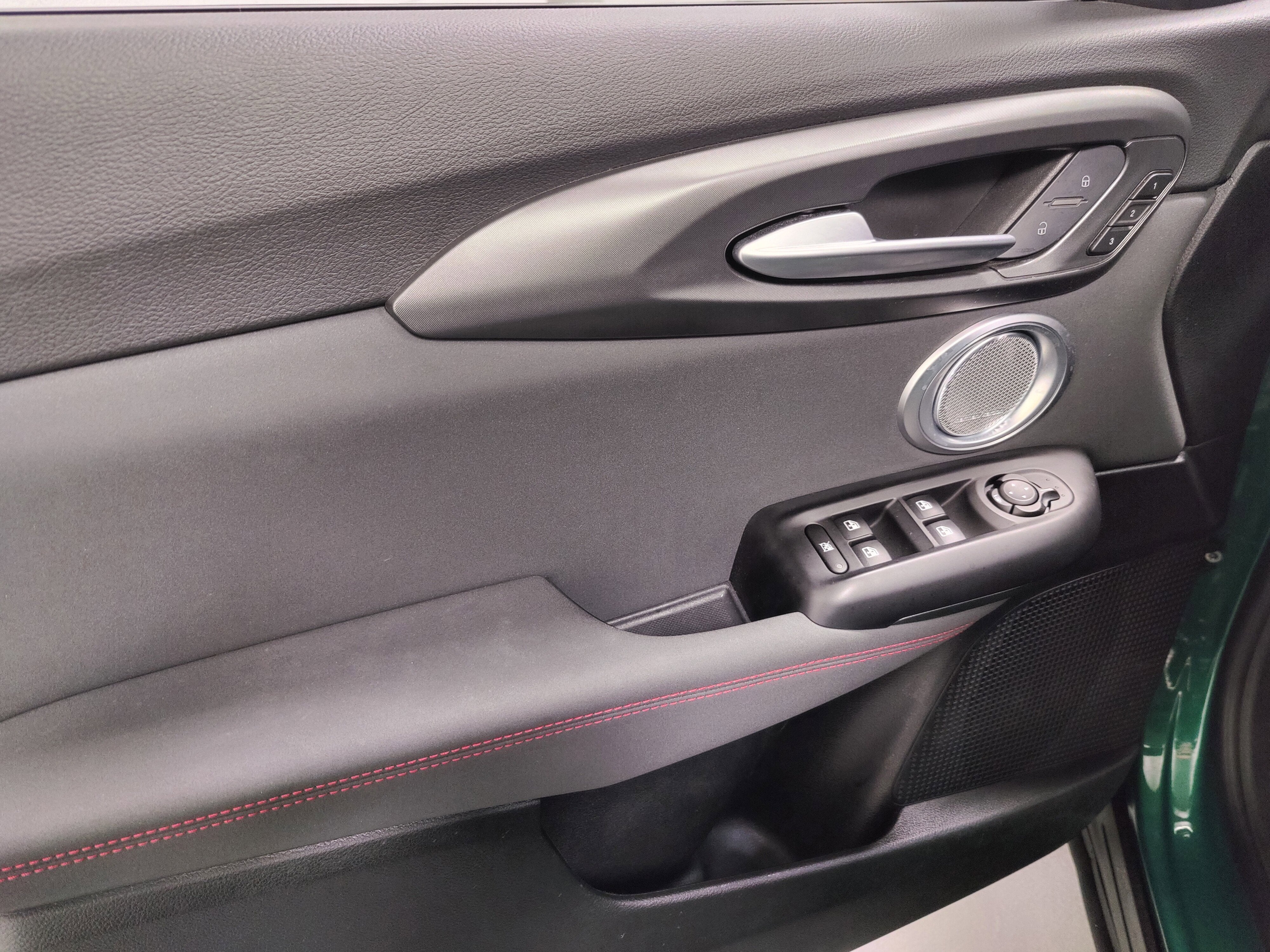 2025 Alfa Romeo Tonale Tributo Italiano eAWD