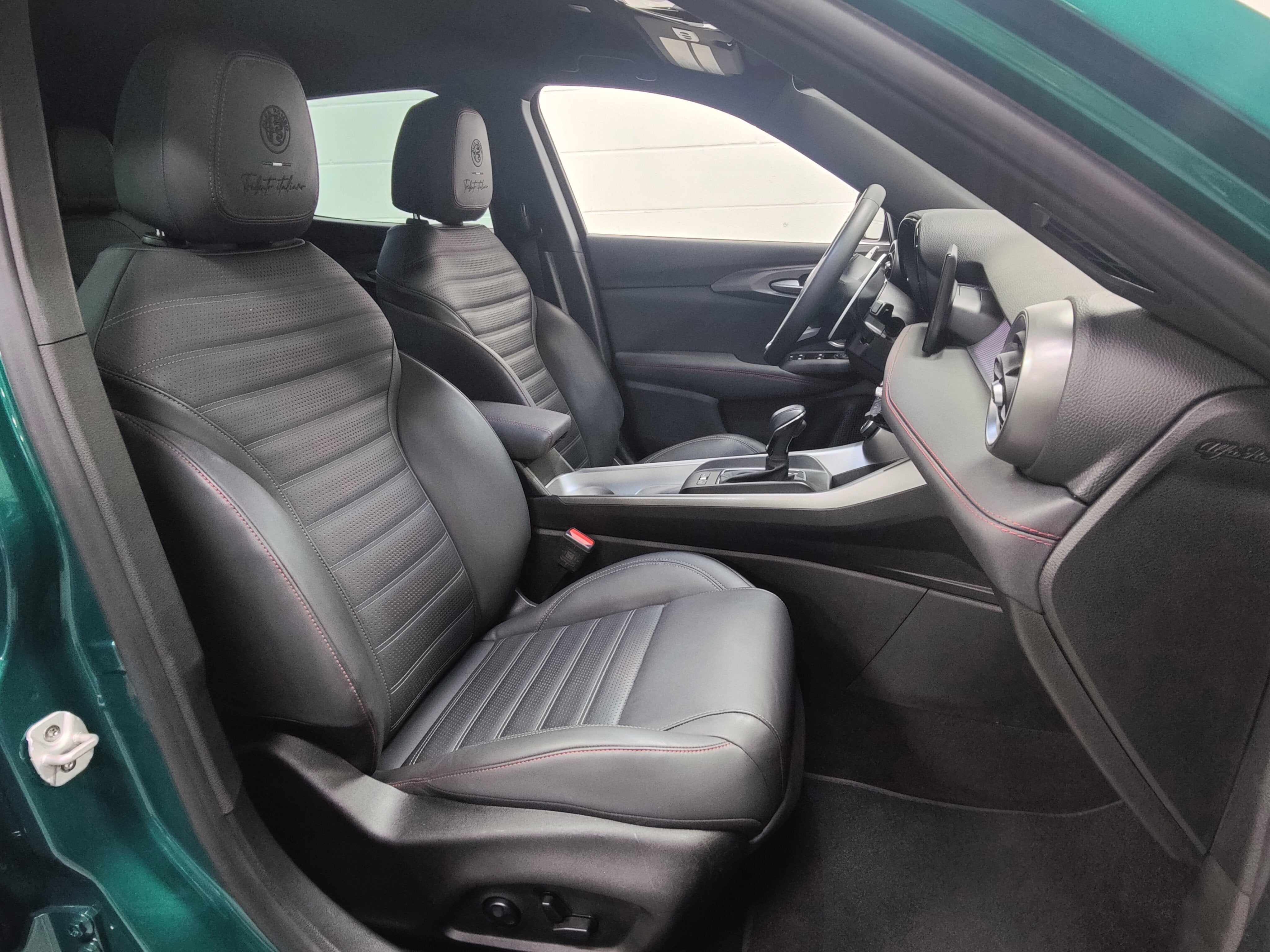 2025 Alfa Romeo Tonale Tributo Italiano eAWD