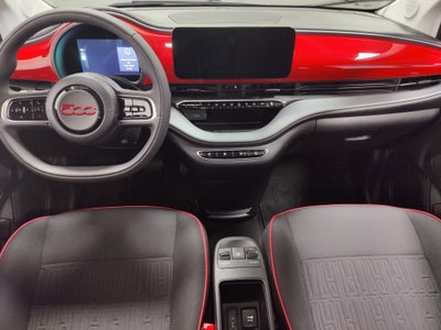 2024 FIAT 500e INSPI(RED)