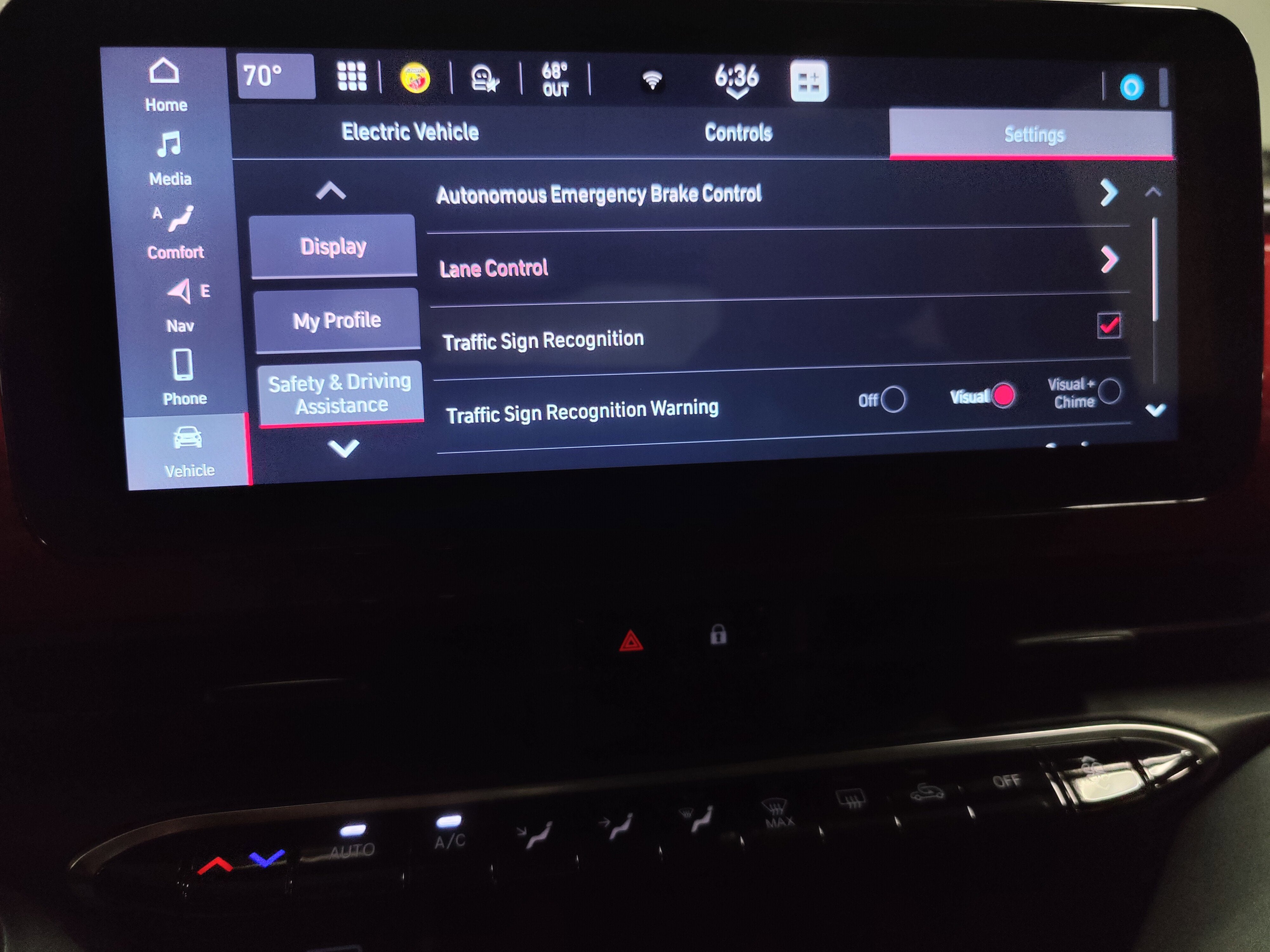 2024 FIAT 500e INSPI(RED)