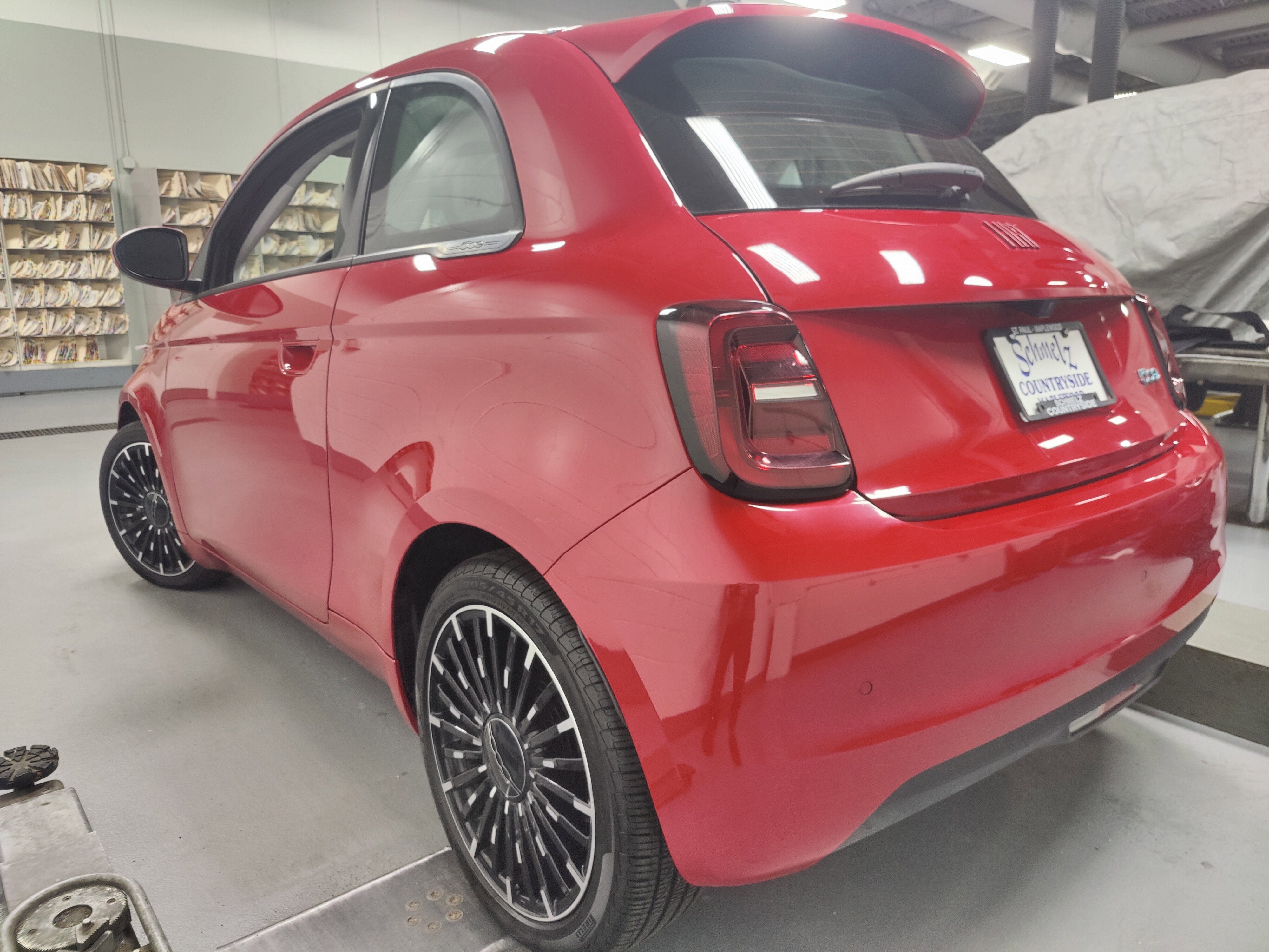 2024 FIAT 500e INSPI(RED)