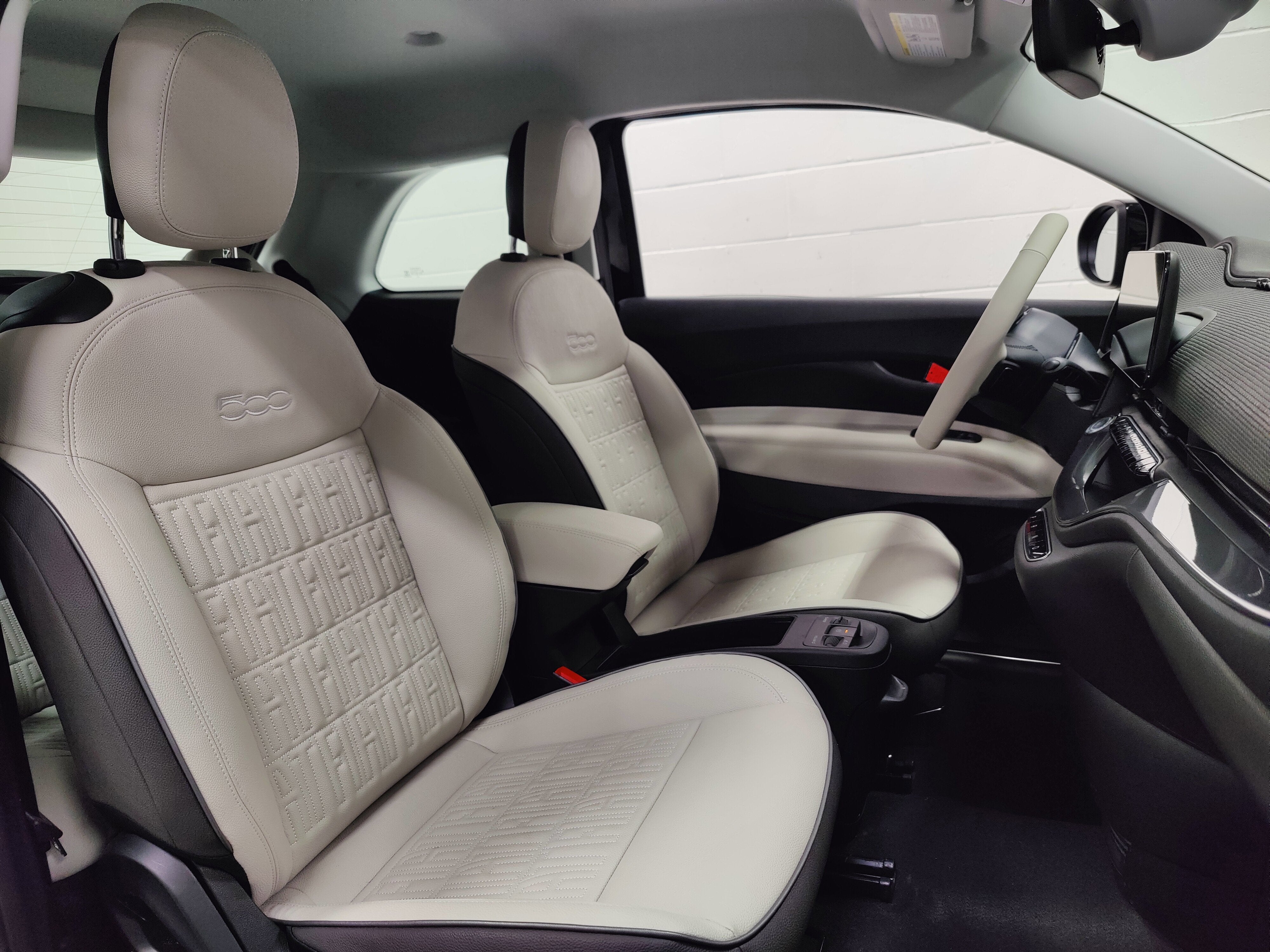 2024 FIAT 500e Inspired by Music